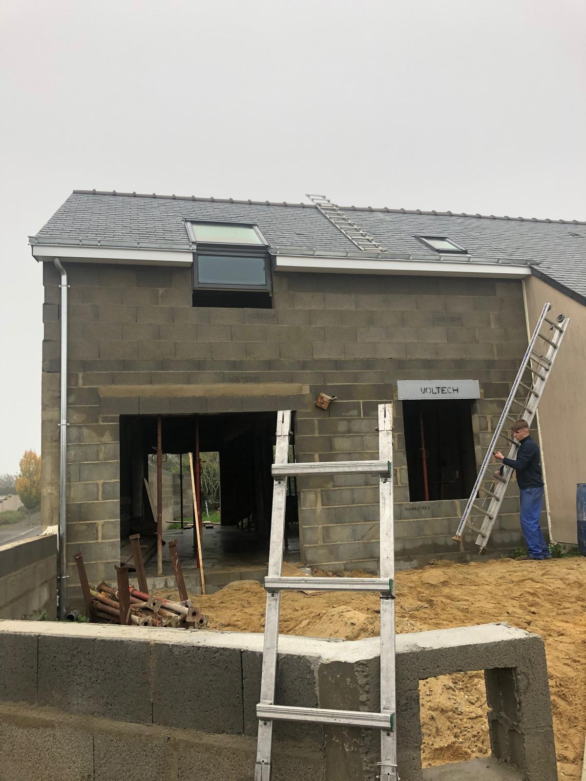 Couvreur Saint-Barthélemy-d'Anjou - Réalisation d'une couverture en ardoise.