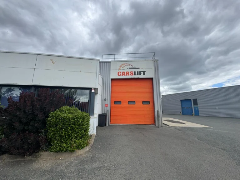 Réfection d&rsquo;une porte sectionnelle à Beaucouzé
